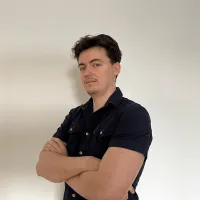 Sam, fondateur de Pharéo